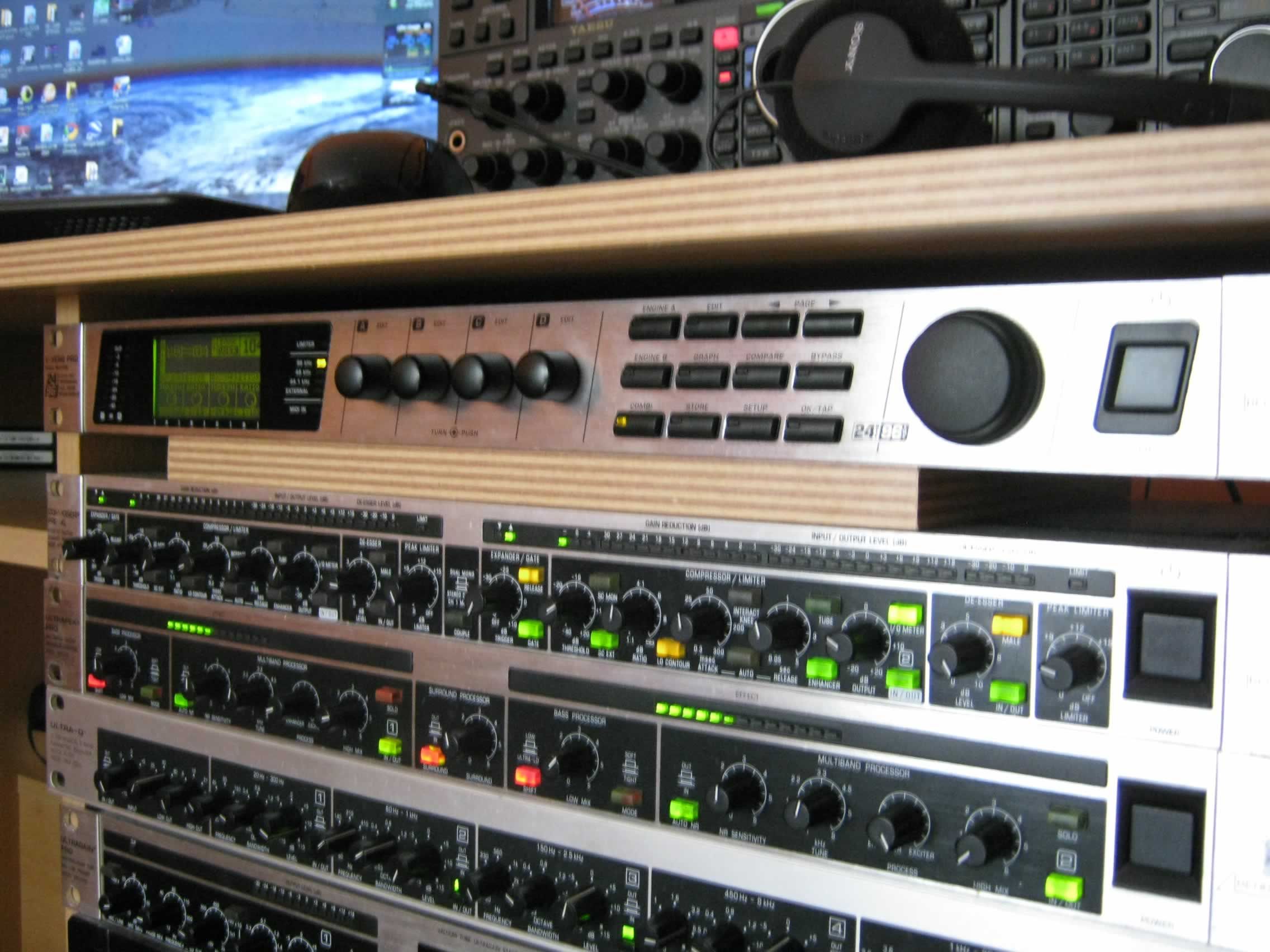The Audio Rack of 9A3BSL!